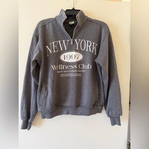 Gray sweatshirt with New York Print